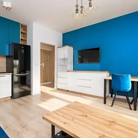 Airport Apartment